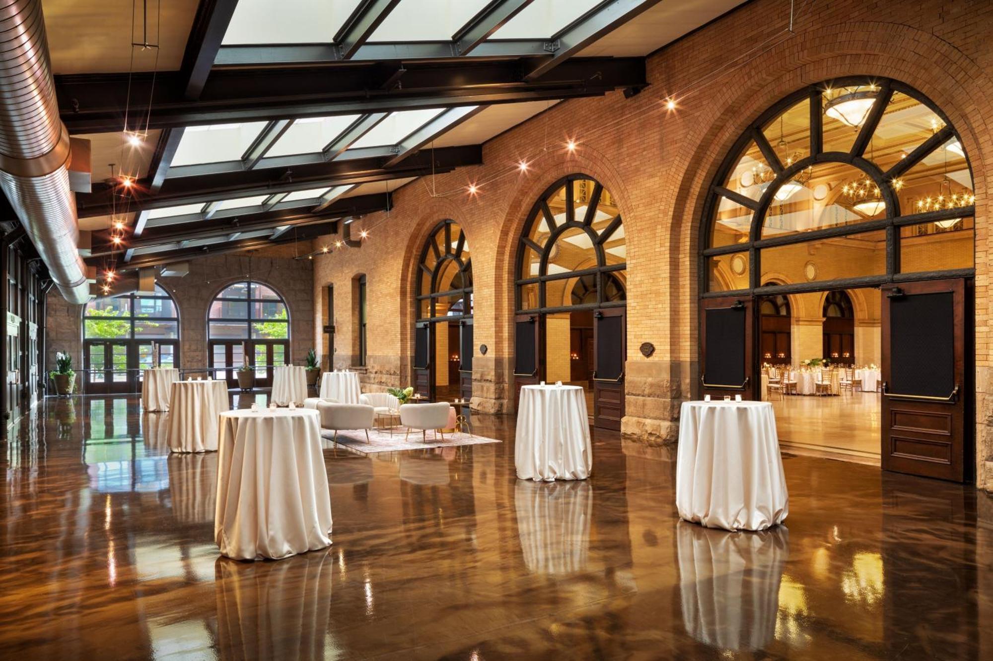 Renaissance Minneapolis Hotel, The Depot Exterior foto