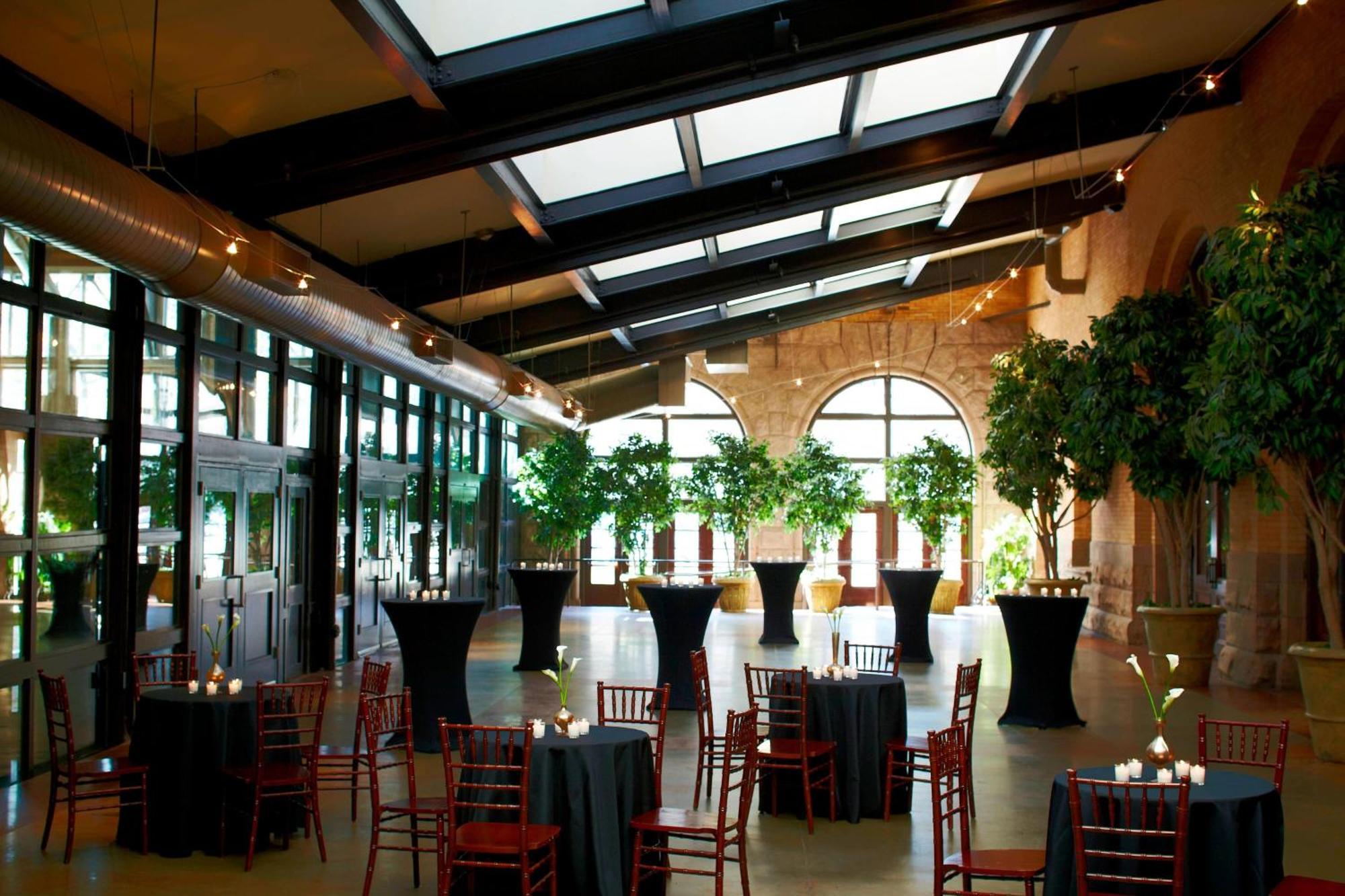 Renaissance Minneapolis Hotel, The Depot Exterior foto